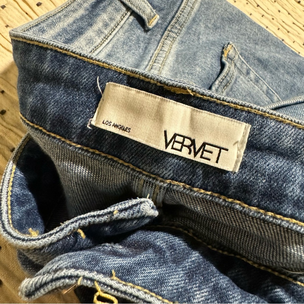 Vervet Dreamland Distressed Stretch Boyfriend Jeans NWOT size 20